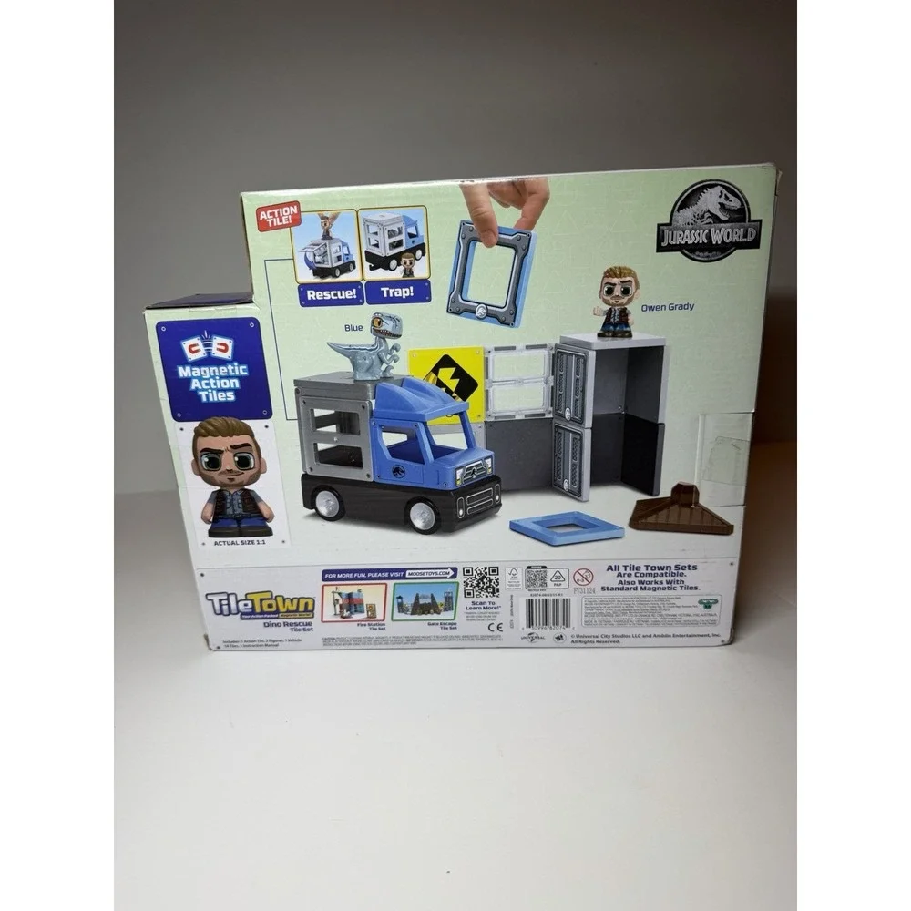 Tile Town Jurassic World Dino Rescue Magnetic Tiles Playset